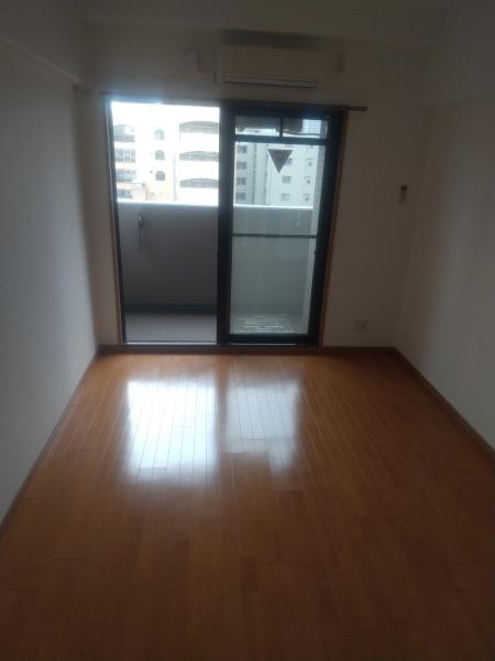 エスティライフ難波西