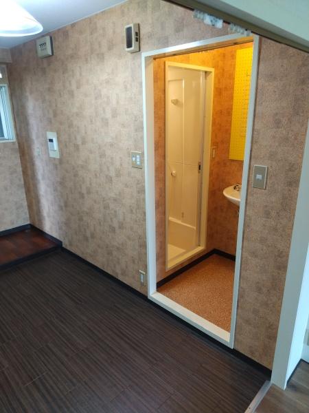 シャロス浅川