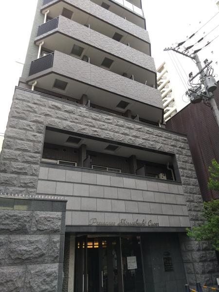 プレサンス心斎橋クオーレ