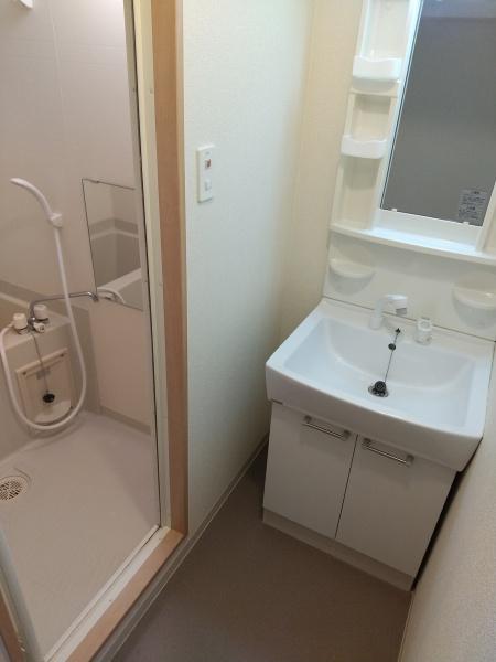 ルミエール瓦屋町