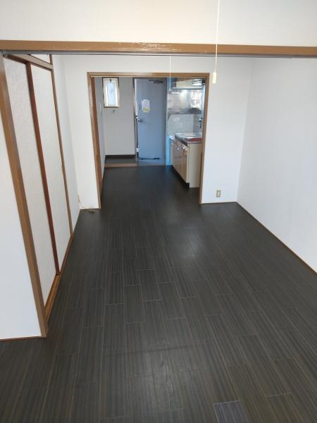 シャロス浅川