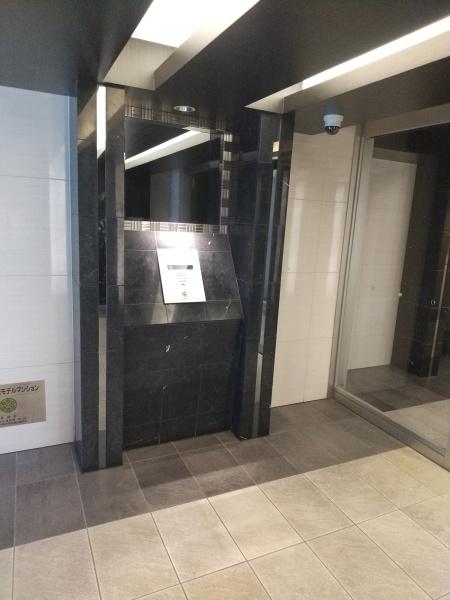 プレサンス堺筋本町駅前