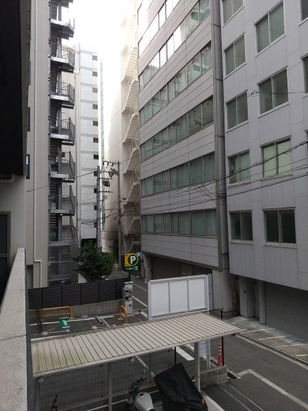 プレサンス堺筋本町駅前