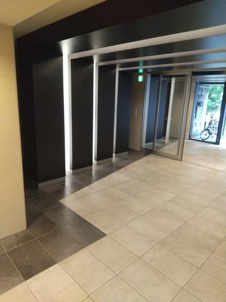 プレサンス堺筋本町駅前
