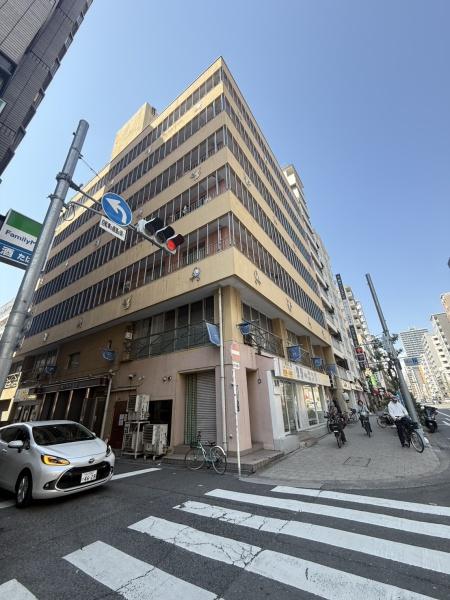 大阪市中央区瓦屋町２丁目のマンション