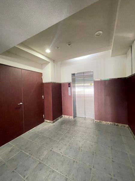大阪市中央区上本町西３丁目のマンション