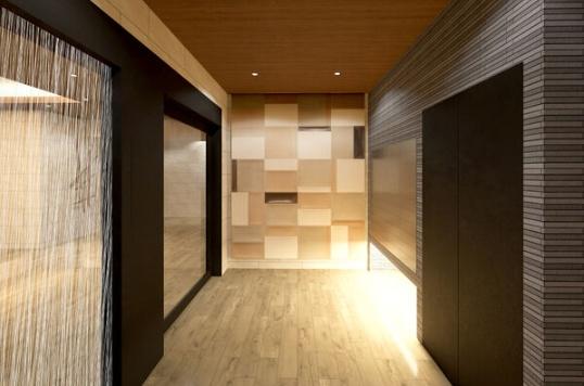 大阪市中央区高津１丁目のマンション