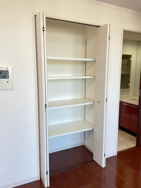 S-RESIDENCE学園坂(収納)