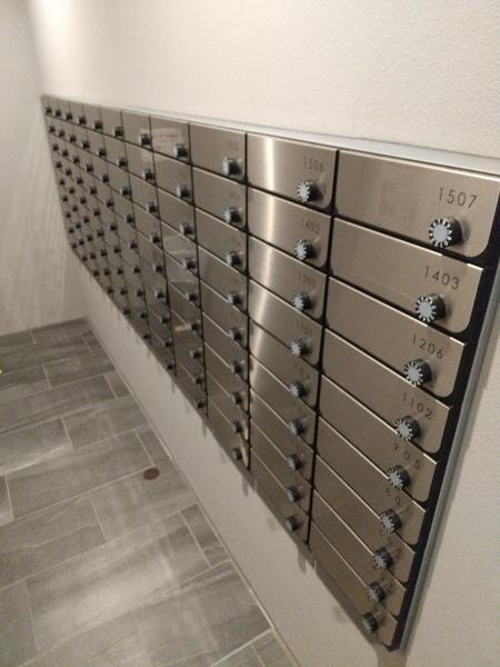 セレニテ難波ミラク参番館