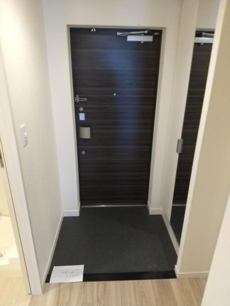 プレサンス心斎橋ニスト