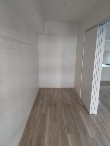 プレサンス心斎橋ニスト