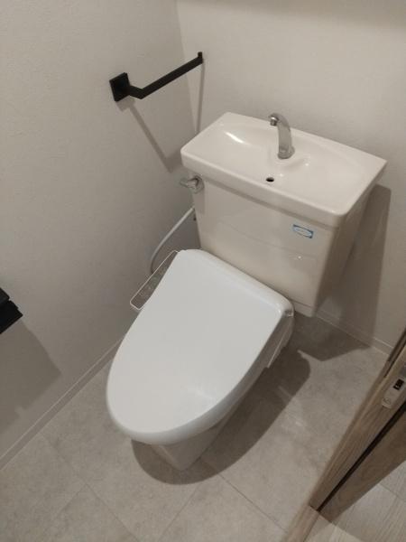 フロンティアタワー難波EAST