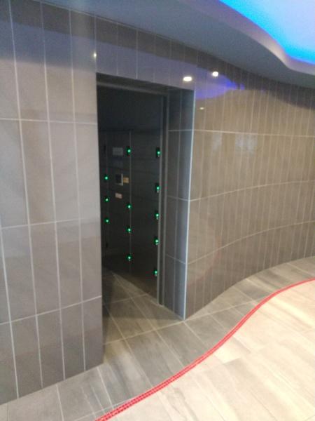 セレニテ難波グランデノール