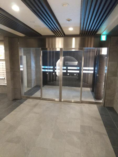 LADOUCEUR谷町