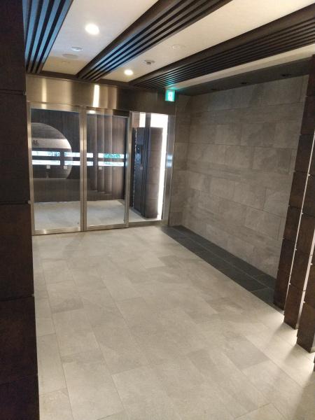 LADOUCEUR谷町