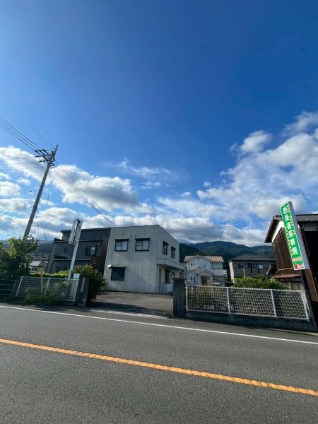 愛媛県西条市　一棟テナントビル