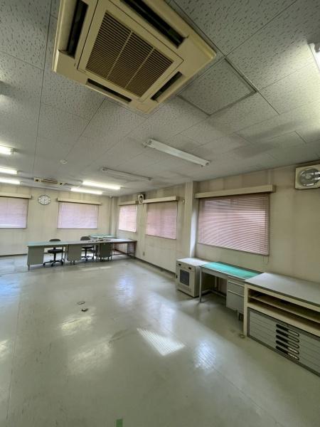 愛媛県西条市　一棟テナントビル