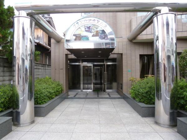グランパレカサハラ