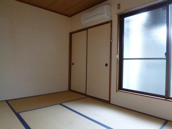 ロイヤルメゾン長吉
