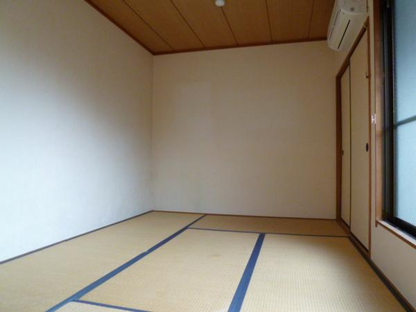 ロイヤルメゾン長吉