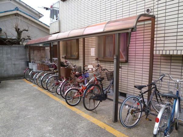 ロイヤルメゾン長吉