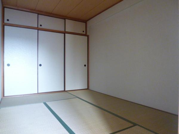 ロイヤルヒルズ５番館