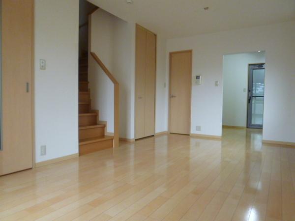 プラティーク本町