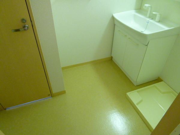 プラティーク本町