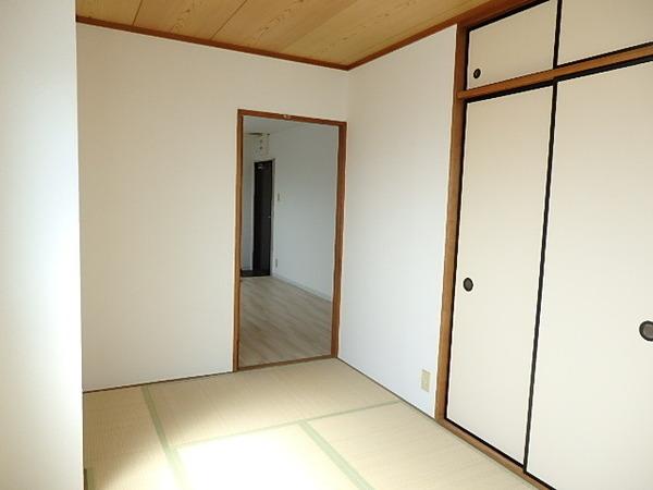 ロイヤル今川