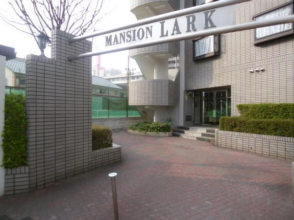 マンションラークＡ