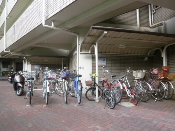 マンションラークＡ