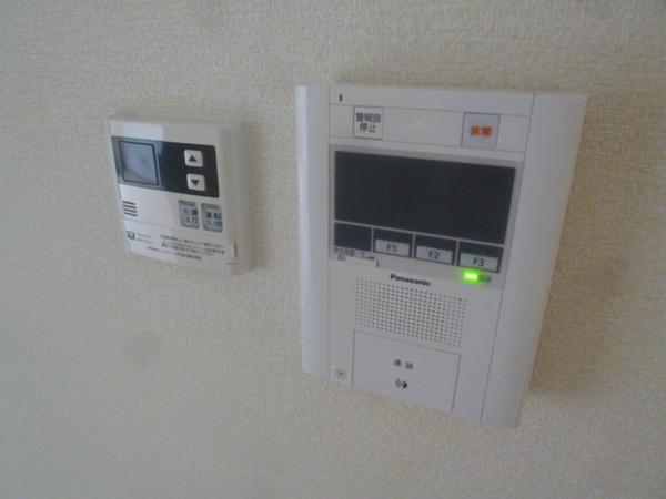 マンションラークＡ