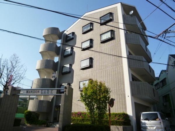 マンションラークＡ