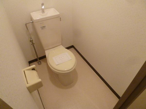 マンションラークＡ