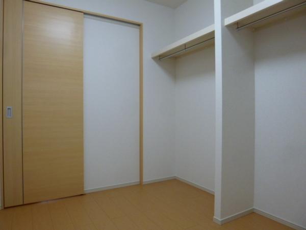 アイリスコート