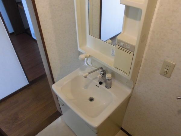 シャトー今川