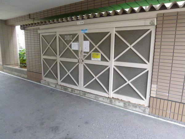 グランパレカサハラ