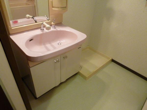 ロイヤルヒルズ５番館