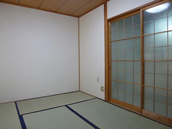 ホワイトシティ平野