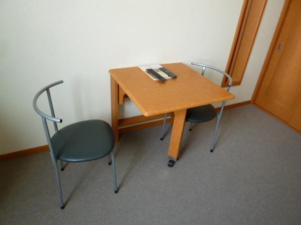 レオパレスキャトレセゾン