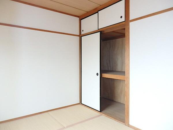 リバーサイドハイツ(収納)