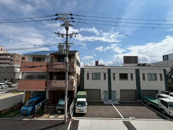 辰巳ハイツ