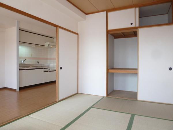 片岡マンション４
