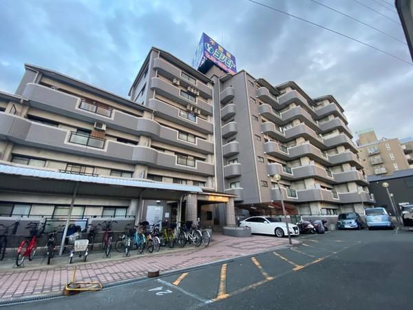 ラフォーレ平野