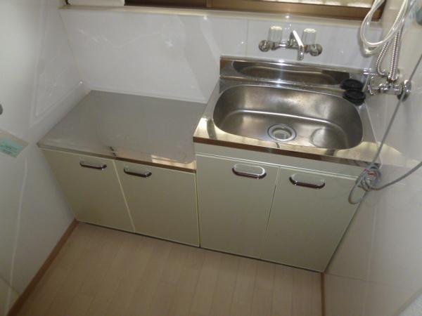 湯里田中コーポ