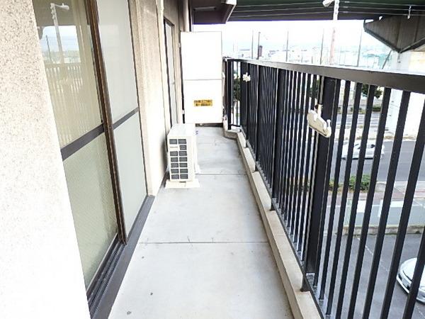 ファミリーハイツ平野
