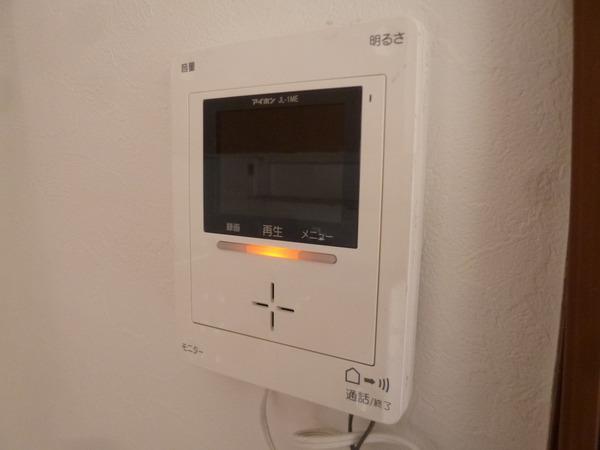 長吉出戸７丁目店舗付貸家