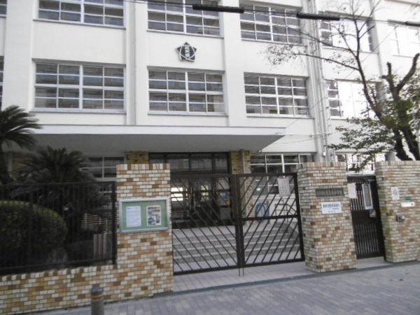 アンプルールフェール長原(大阪市立長吉東小学校)