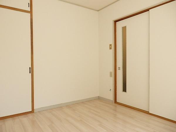 ホワイトシティ平野