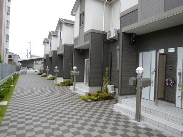 ネオエスポアール